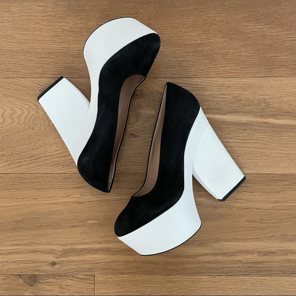 CÉLINE Black Suede White Nappa Leather Pumps IT39